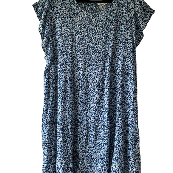 Planet Gold Dresses & Skirts - PLANET GOLD NWT! Women’s PLUS Babydoll Dress Blue/White Floral Tiered Flowy 3X‎